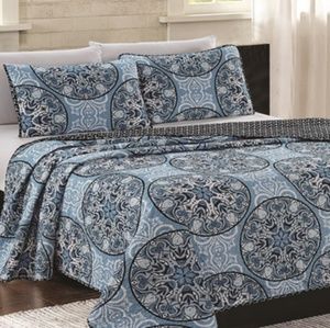 King size quilt set.